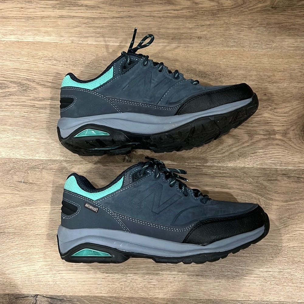 New balance shoes